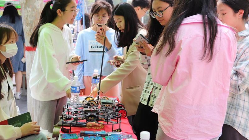 知识图谱关系抽取：揭秘智能时代的核心技术